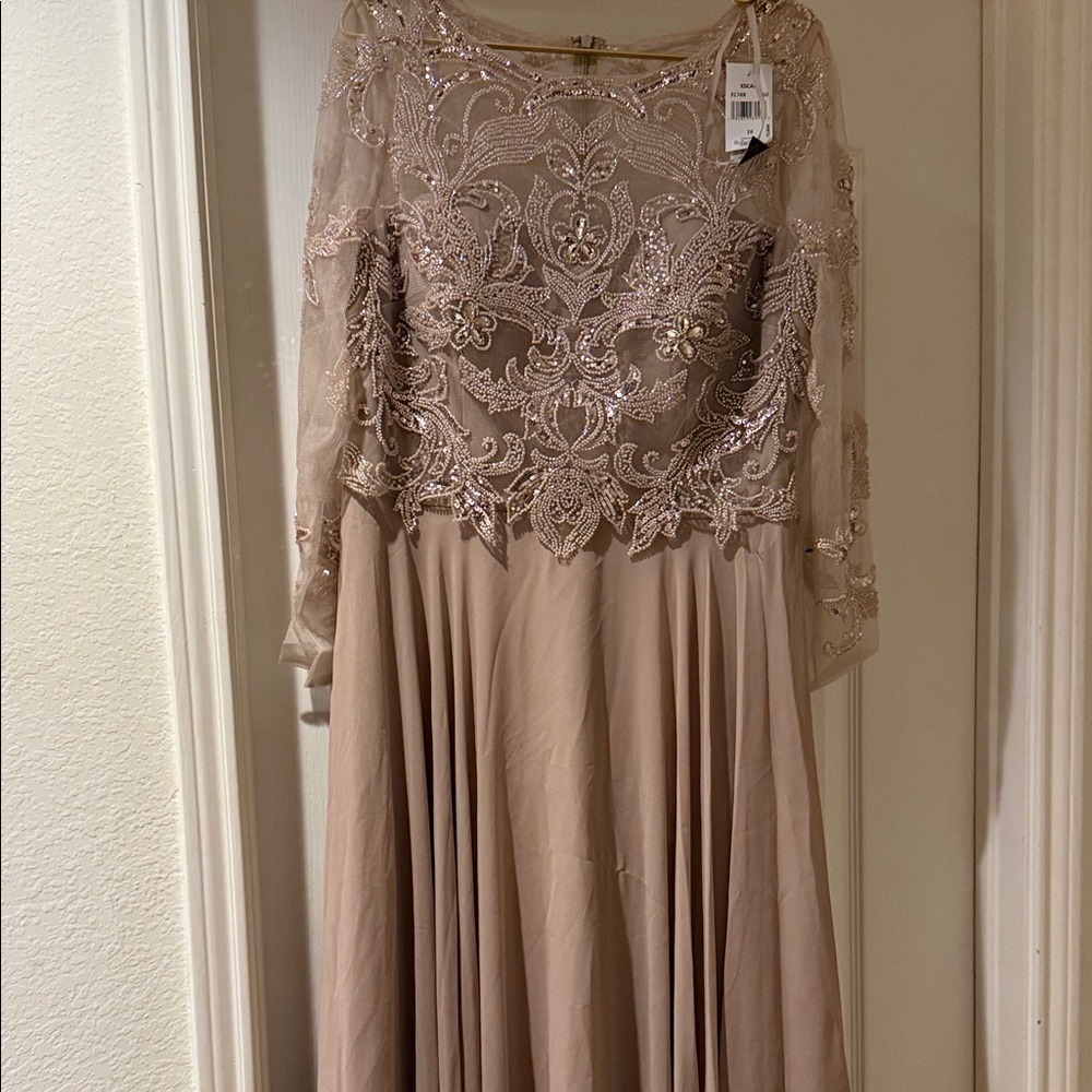 Chic Long Sleeve Embroidered Dress in Taupe